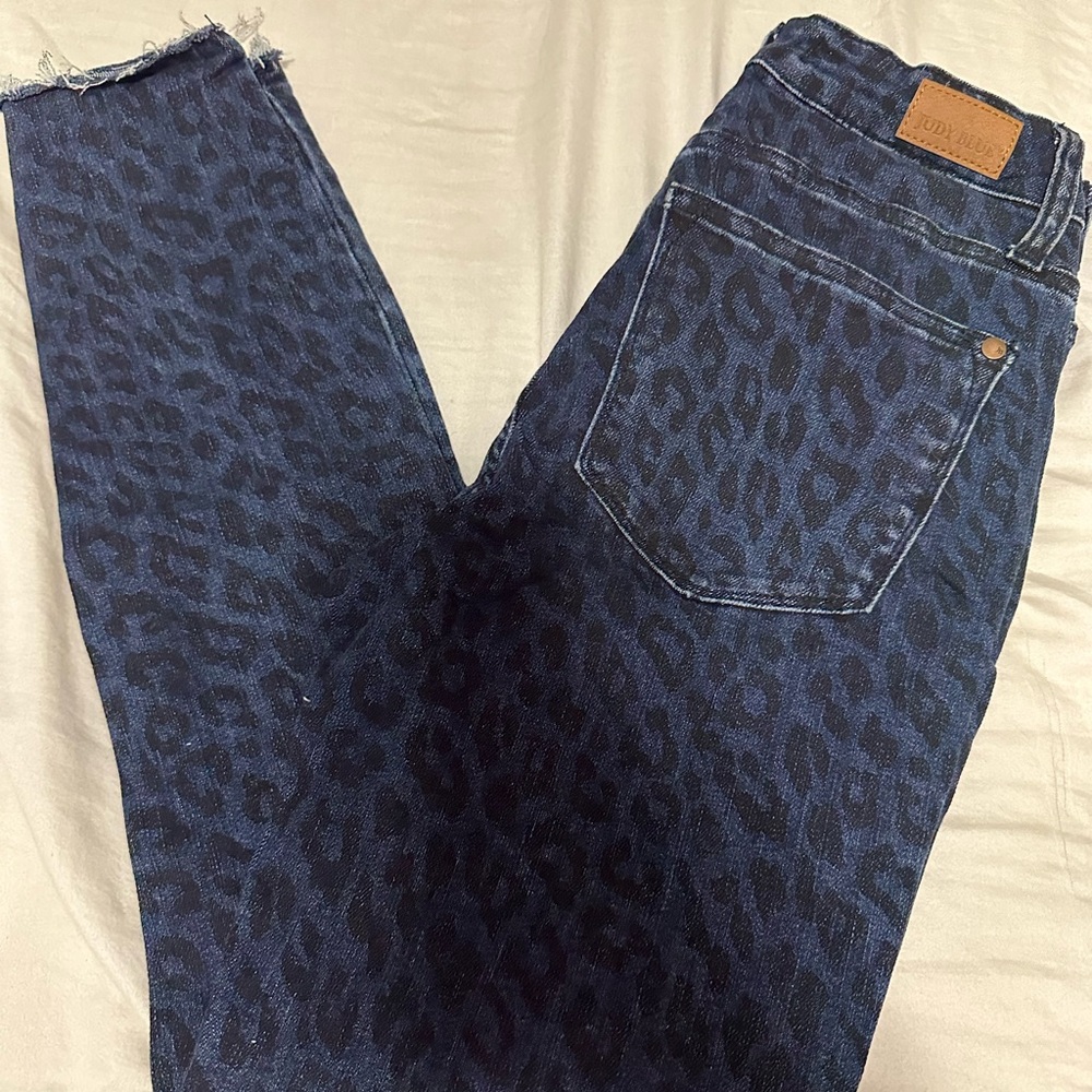 Judy Blue Skinny Fit Cheetah Print Jeans